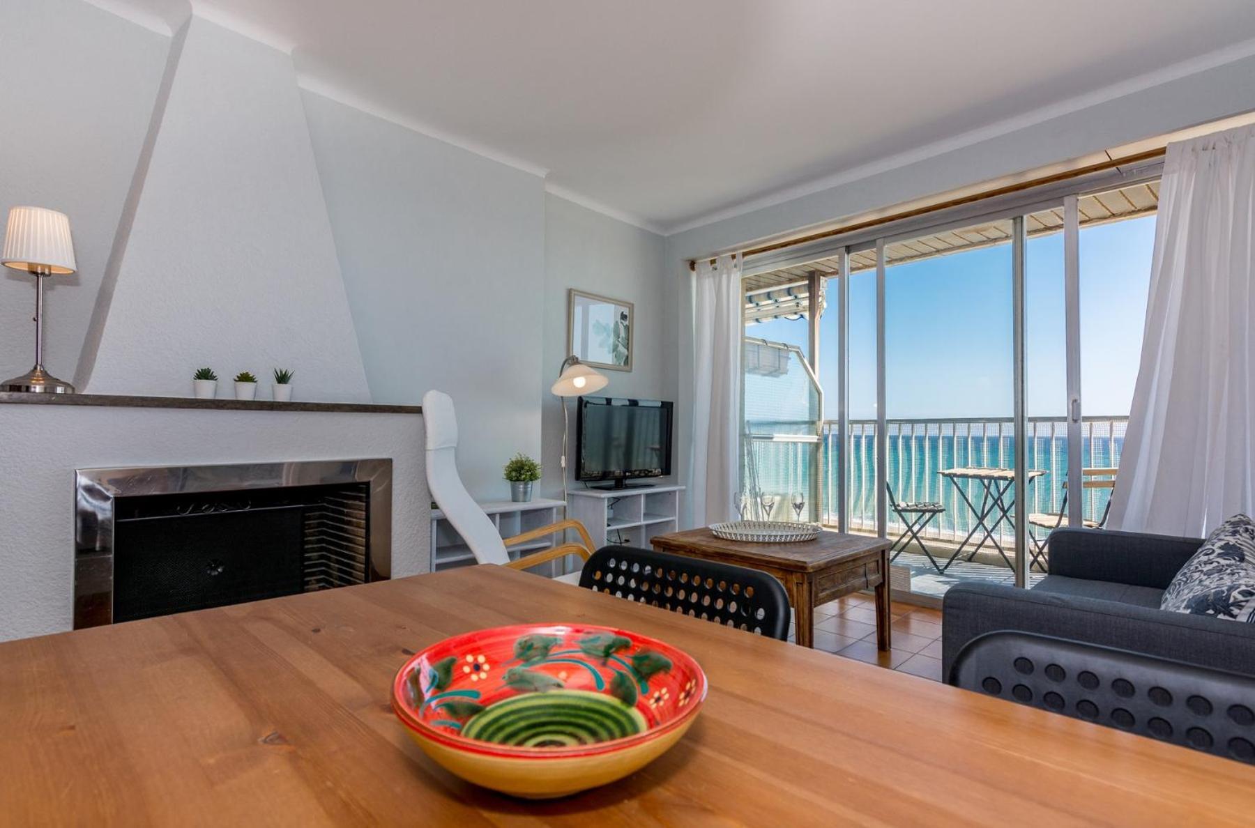 Homeholidaysrentals Etoile Calella Exterior photo