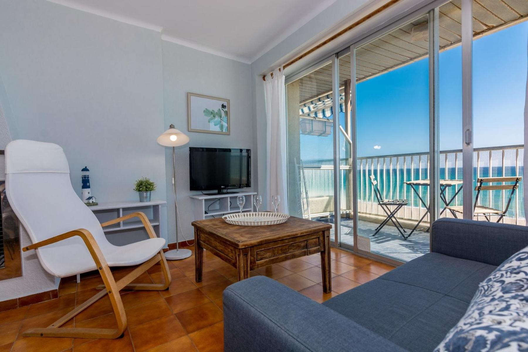 Homeholidaysrentals Etoile Calella Exterior photo