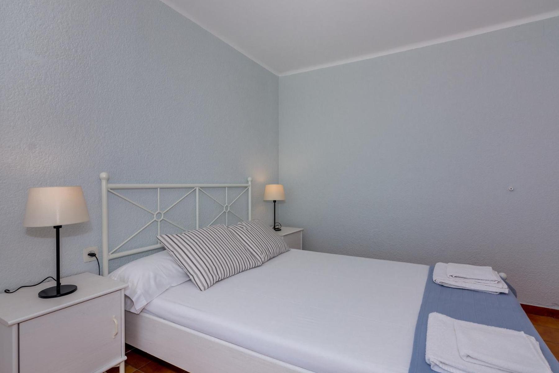 Homeholidaysrentals Etoile Calella Exterior photo